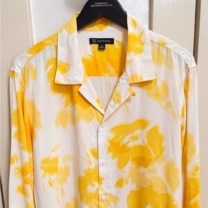 INC International Concepts Yellow and White Floral Shirt, Size: M, Brand New!